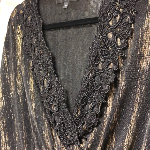 Karen Kane semi sheer 3/4 length arms sweater - Picture 2 of 4